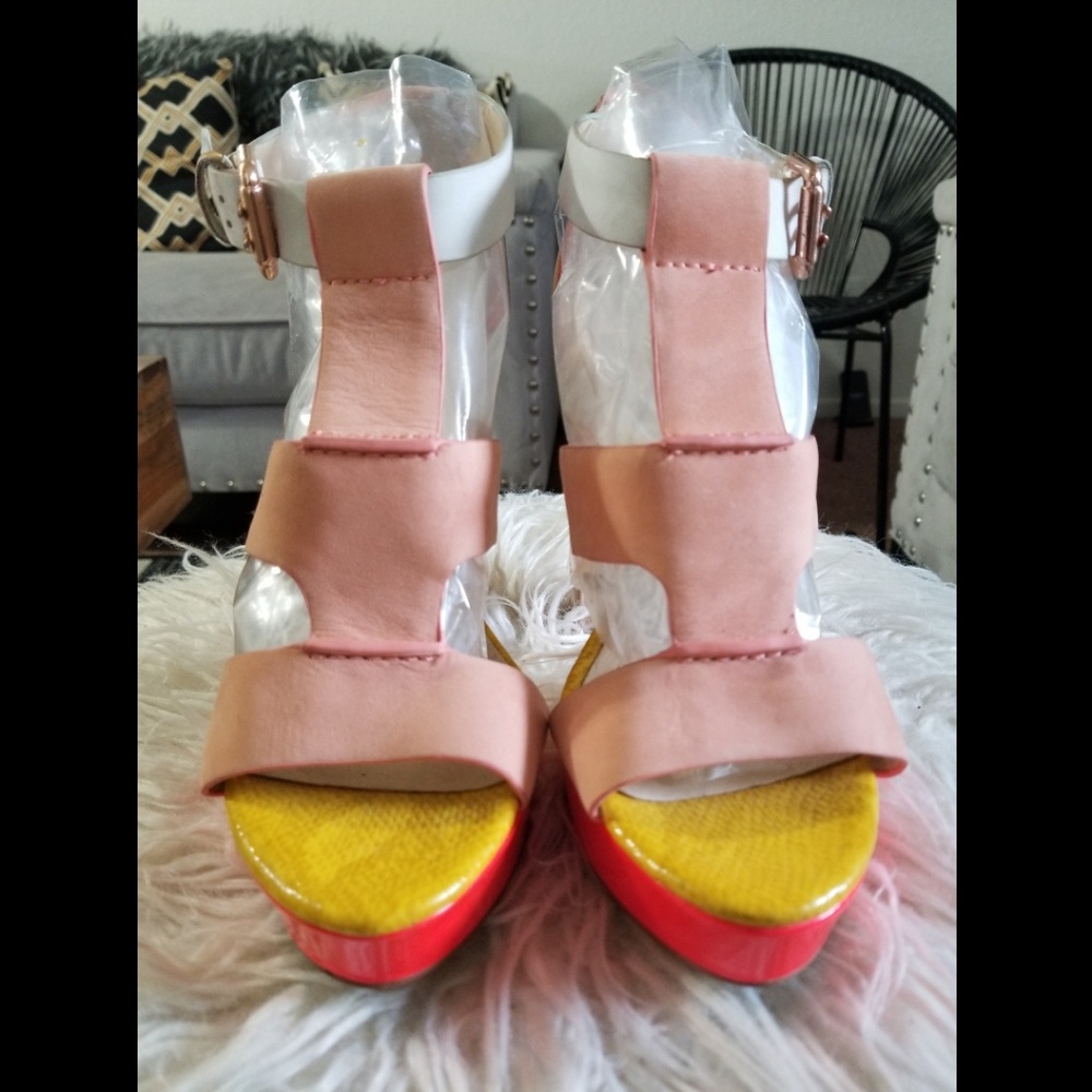 4 inch heels, 1 inch platform